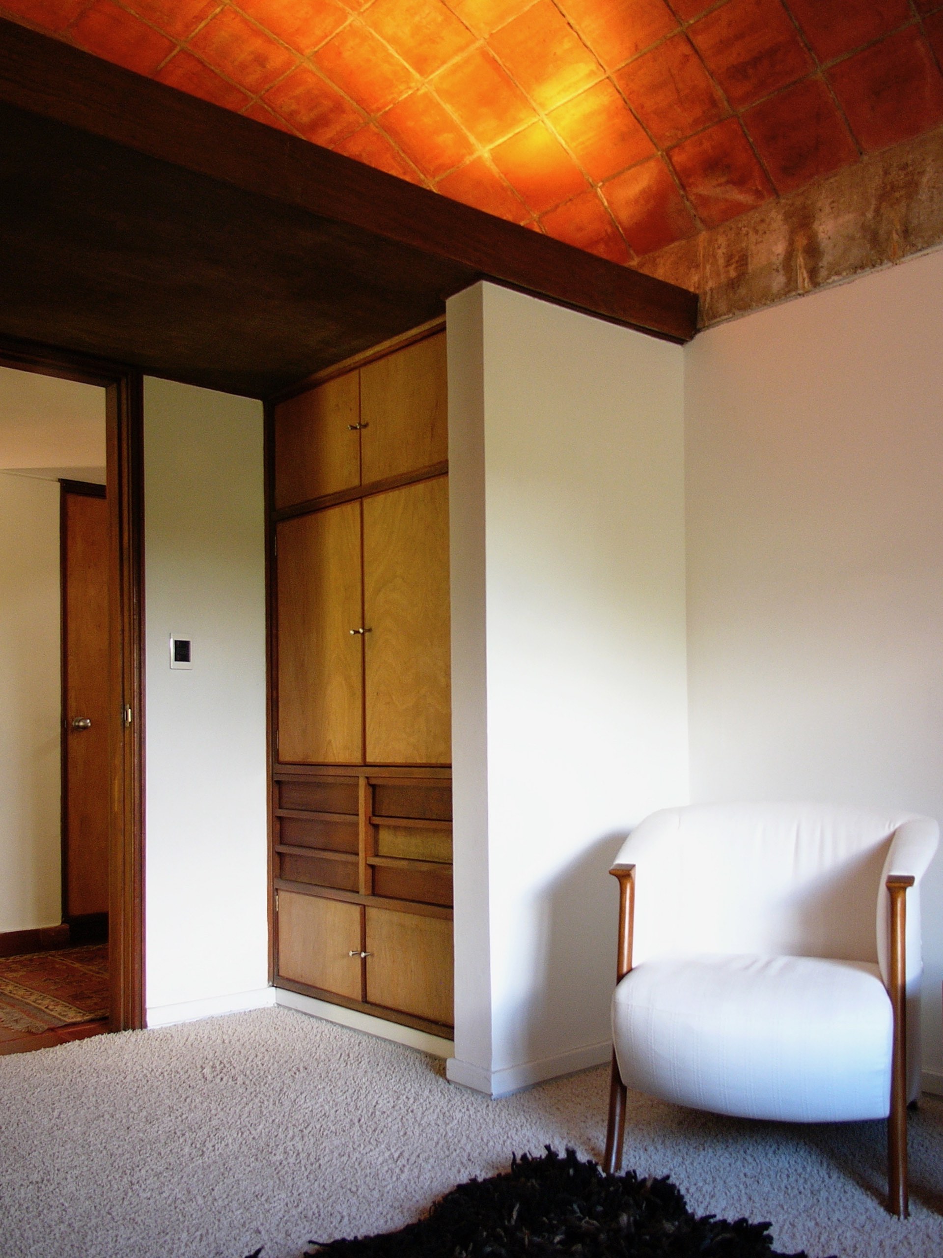 Guest room   Guest room